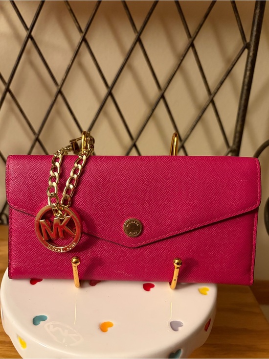 Michael Kors Handbags - Michael Kors Color Block Wallet Nwot (+MK Pendant)